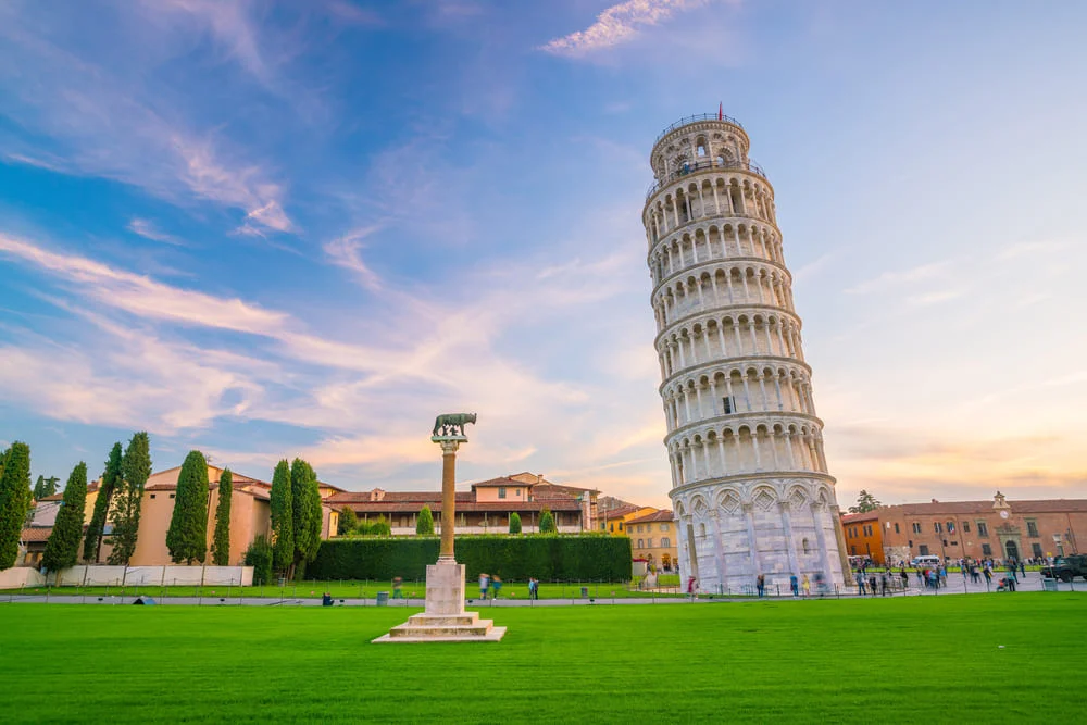 Itália com Torre de Pisa, Roma e Veneza
